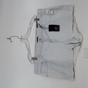 🌈 NWT GAP Striped Shorts